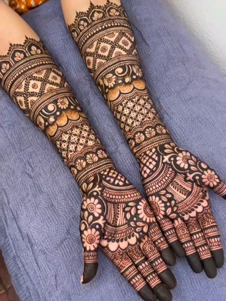 Mehendi from the practice, today